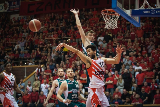 Grupa Sierleccy Czarni Słupsk - WKS Śląsk Wrocław 57:77