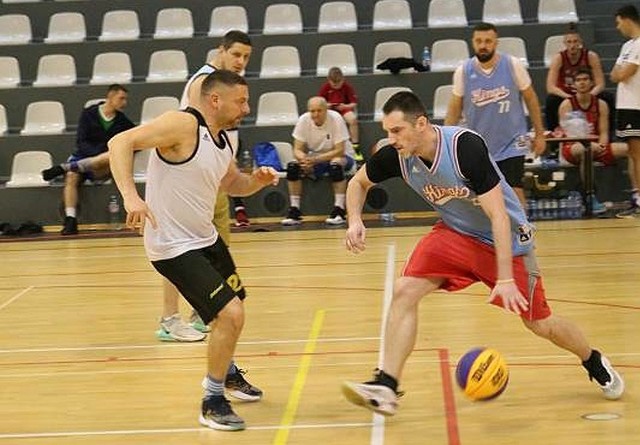 Po raz pierwszy w Chęciach odbył się Otwarty Turniej Koszykówki 3x3 o Puchar Burmistrza Gminy i Miasta Roberta Jaworskiego.