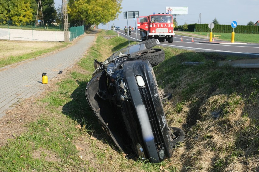 Jedna osoba została ranna w zderzeniu trzech samochodów...