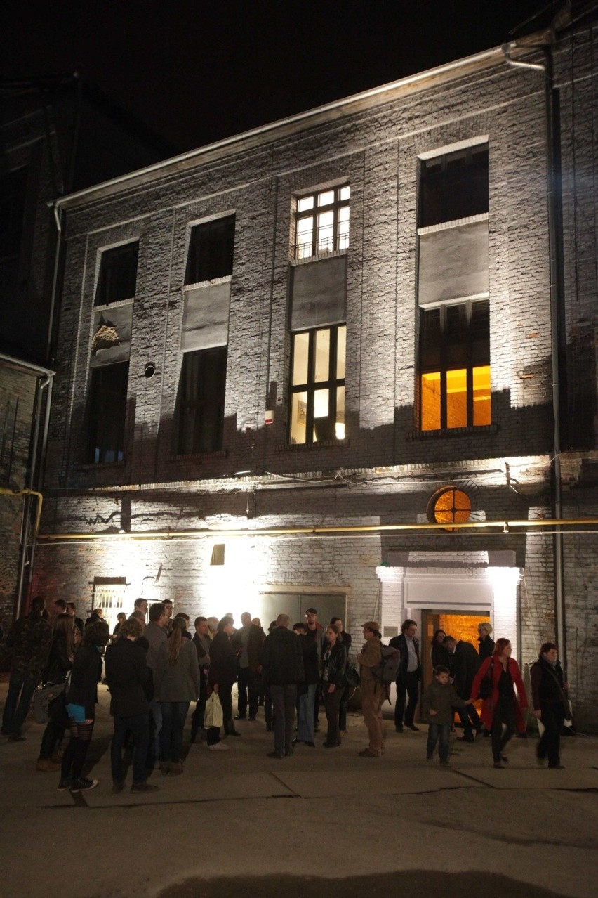 Nocne zwiedzanie Fabryki Porcelany w Katowicach