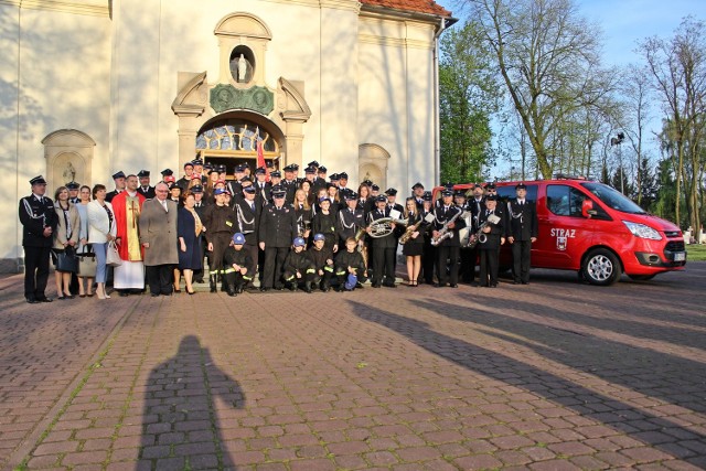 Podczas Dnia Strażaka w Solcu Kujawskim grała orkiestra dęta OSP, strażacy w galowych mundurach pod swym sztandarem przeszli przez miasto do kościoła p.w.  św. Stanisława Biskupa i Męczennika  w Solcu Kujawskim