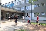 Technikum nr 1 w Żorach jak nowe! Wkrótce zmiany w Szkole Podstawowej nr 4. Budynki przechodzą kompleksową modernizację energetyczną