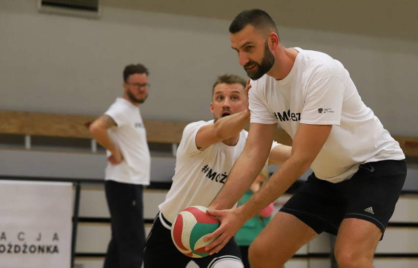 Marcin Możdżonek spędził pracowity piątek w Toruniu. Mistrz...