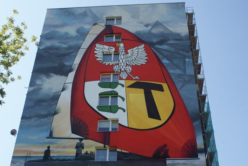 Tak prezentuje się nowy mural na bloku przy ul. Kosmonautów...