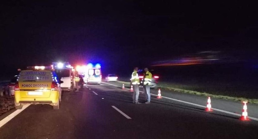 Korek za korkiem i karambol na A4. Apel do kierowców: Omijajcie autostradę