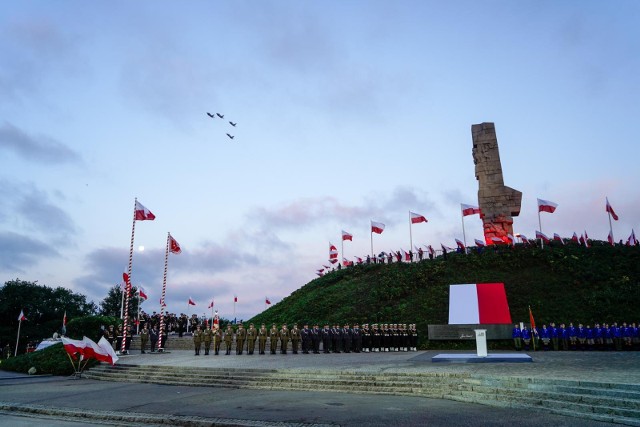 Obchody 84. rocznicy wybuchu II wojny światowej na Westerplatte - co roku w tym miejscu przypomina się o obrońcach wojskowej składnicy tranzytowej