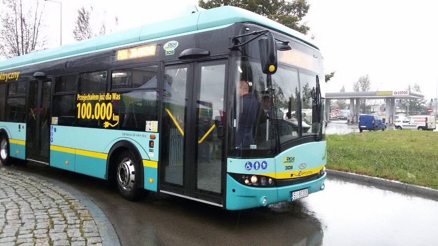 Jaworzno: jest umowa na 16 autobusów elektrycznych. A będą kolejne [ZDJĘCIA]