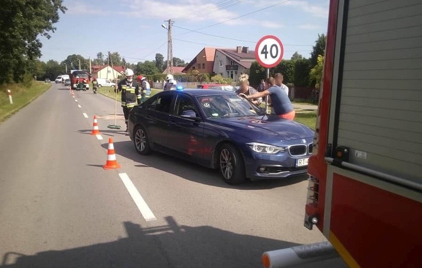 W Jadachach 44-latka uderzyła skodą w inny samochód, w którym jako pasażer podróżowało niemowlę. Nie była trzeźwa!