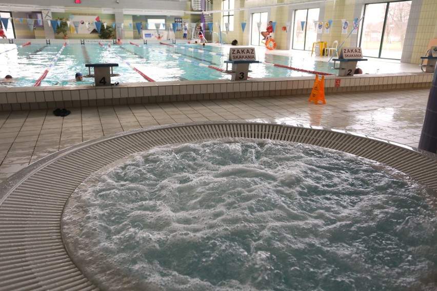 Rekreacja w Łodzi. Miejski Ośrodek Sportu i Rekreacji modernizuje pływalnię "Wodny Raj". Są nowe atrakcje