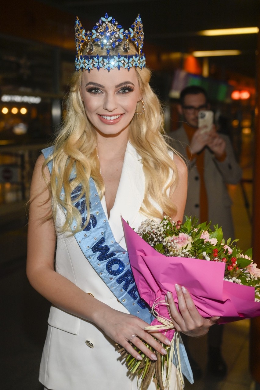 ♔ The Official Thread Of Miss World 2021 ® Karolina Bielawska of Poland ♔ - Page 2 6240deeb057d2_o_large