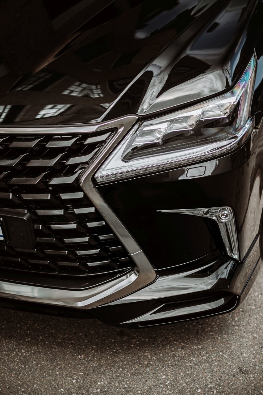 Lexus LX 570 S...