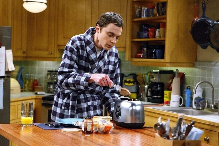 "Teoria wielkiego podrywu". Sheldon i Amy znowu razem! Jim Parsons i Mayim Bialik pracują przy serialu "Carla"!