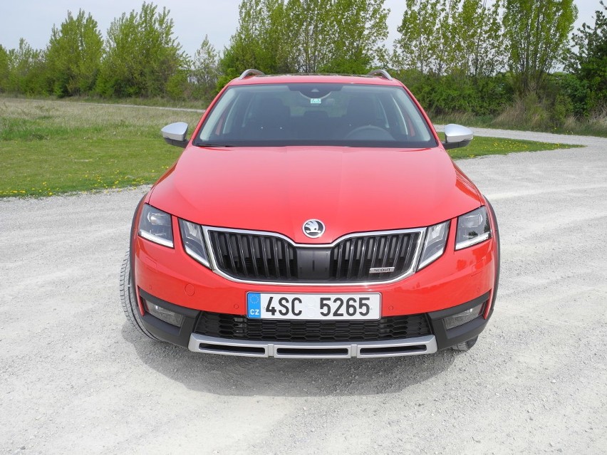 Skoda Octavia Scout jest oferowana w trzech wersjach...