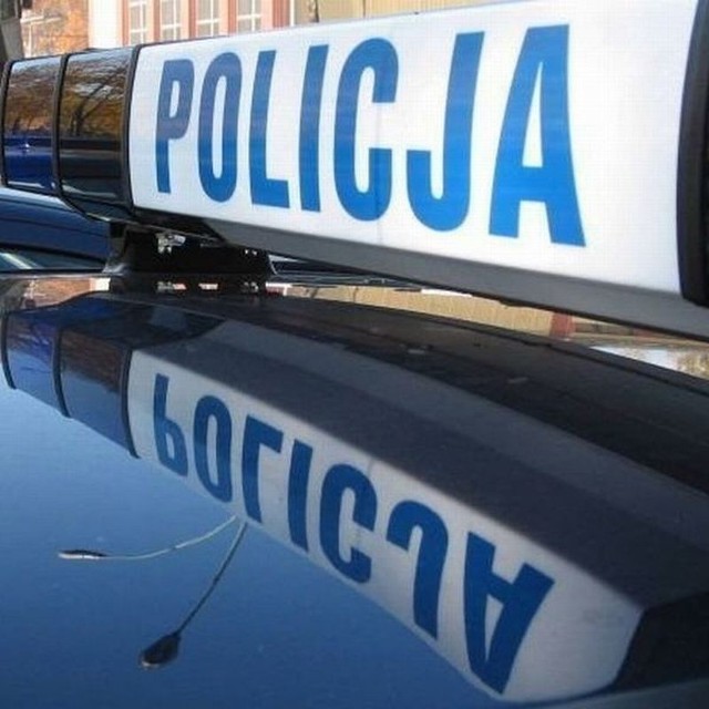 Nocą z niedzieli na poniedziałek, po północy, policjanci odnaleźli 33-latka w zajeździe pod Kielcami.