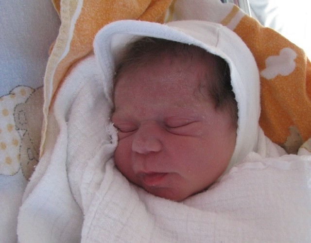 Ilona i Konrad Ciemerychwie z Wyszkowa 31 stycznia doczekali się pierwszego dziecka. Kornelia ważyła 3120 g i mierzyła 53 cm