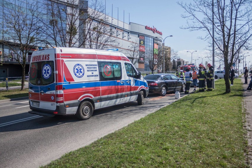 Groźny wypadek w Jastrzębiu: trzy osoby ranne