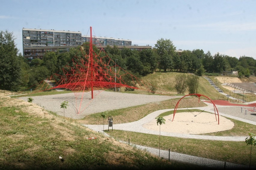 Główną atrakcją parku jest skatepark. To jeden z...