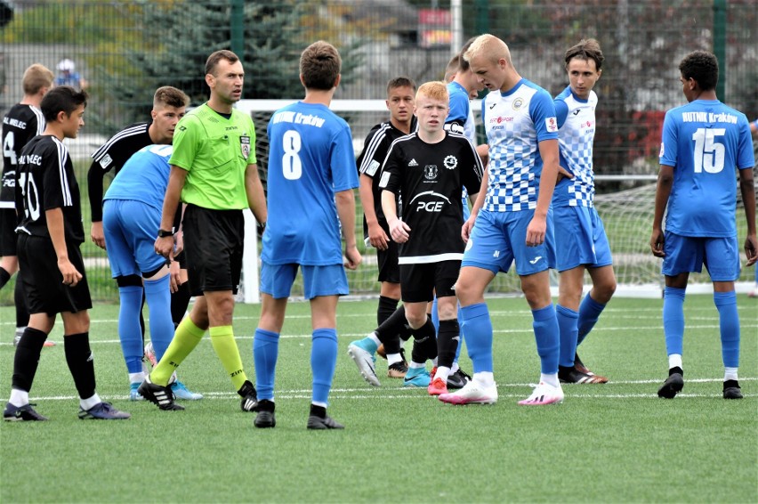 Centralna Liga Juniorów u-17. Stal Mielec wygrała z Hutnikiem Kraków. Bardzo ważna wygrana ekipy Sebastiana Ryguły i Jacka Cyganowskiego