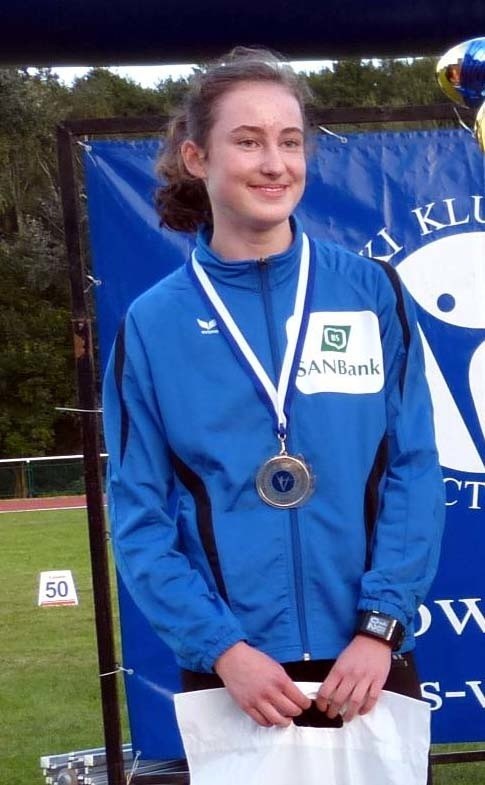 Oliwia Pakuła z Victorii Stalowa Wola zdobyła srebrny medal w lekkoatletycznych mistrzostwach Polski młodzików.