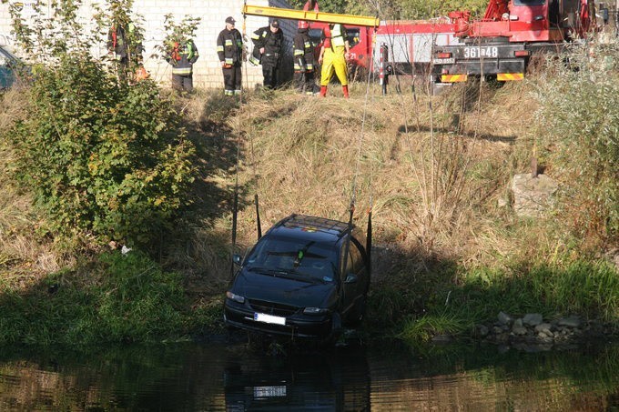 Wystawał tylko dach