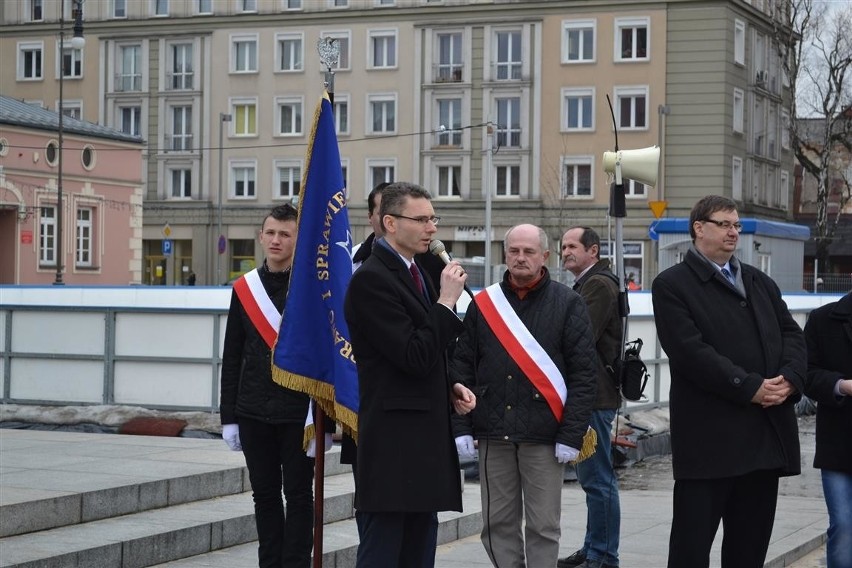 Marsz PiS-u w Częstochowie. Szli w obronie demokracji i...