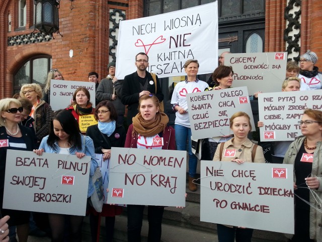 Odbyła się manifestacja „Odzyskać wybór w Słupsku”