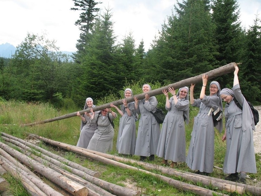 Zgromadzenie Panien Ofiarowania Najświętszej Maryi Panny...