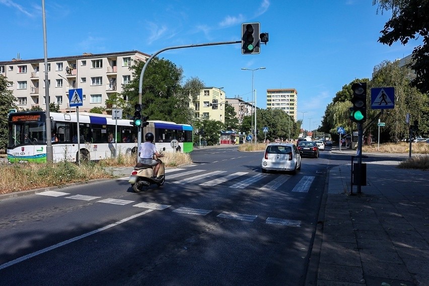 Od soboty utrudnienia na Santockiej. Rusza duży remont kanalizacji oraz skrzyżowania 