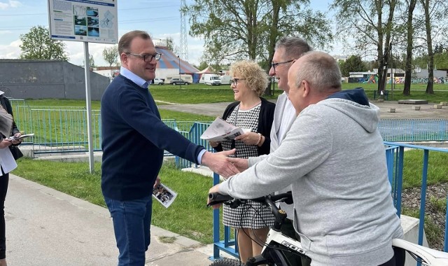 Radosław Witkowski, kandydat na kolejną kadencję prezydentury w Radomiu, spotkał się między innymi z mieszkańcami Borek.