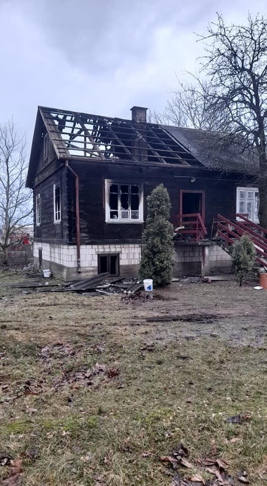 Pożar domu we wsi Zambrzyce-Króle