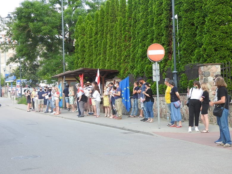 Tak wyglądał protest przed konsulatem Białorusi w...