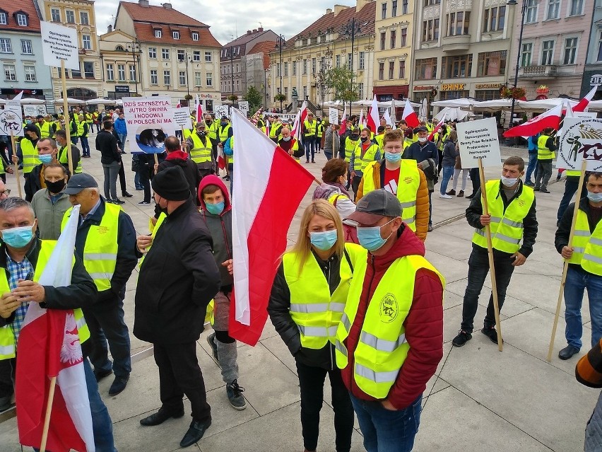 Protest Rolników W Bydgoszczy Nie Chcą Tzw Piątki Dla Zwierząt Poszli Do Posłów I Wojewody 1886