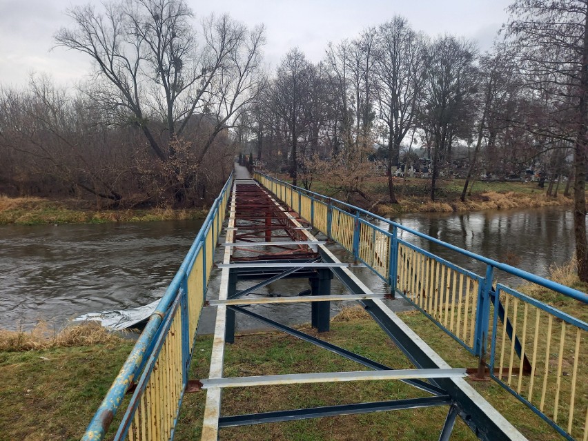 Kładka prze Drwęcę w Golubiu-Dobrzyniu jest zamknięta,...