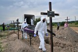 Bucza: Odkryto kolejny masowy grób ofiar żołnierzy Putina
