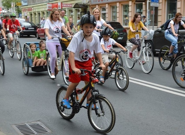 Stalowa Wola się starzeje, jest coraz mniej dzieci