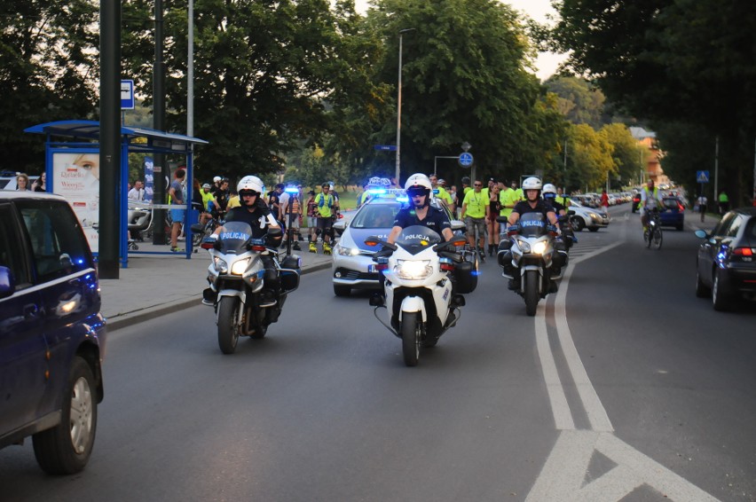 Kraków, Rolki i My. Wakacyjny przejazd rolkowy ulicami miasta [ZDJĘCIA]