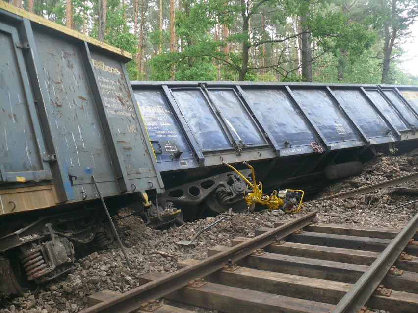 Katastrofa kolejowa pod Ostrowcem. Podkłady były zaniedbane?