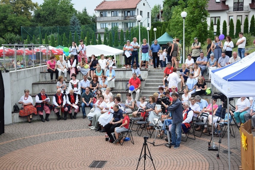 Festiwal Godki 2018. Znamy wyniki konkursów na najlepszych gawędziarzy, tancerzy, śpiewaków [NOWE ZDJĘCIA]