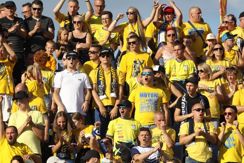 Kibice lubelskiego żużla mobilizują się na zgromadzenie pod ratuszem. Chcą budowy stadionu 