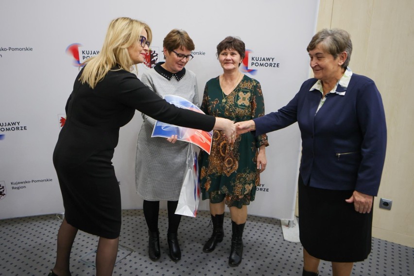 Uroczystość odbyła się 9 grudnia w urzędzie marszałkowskim w...