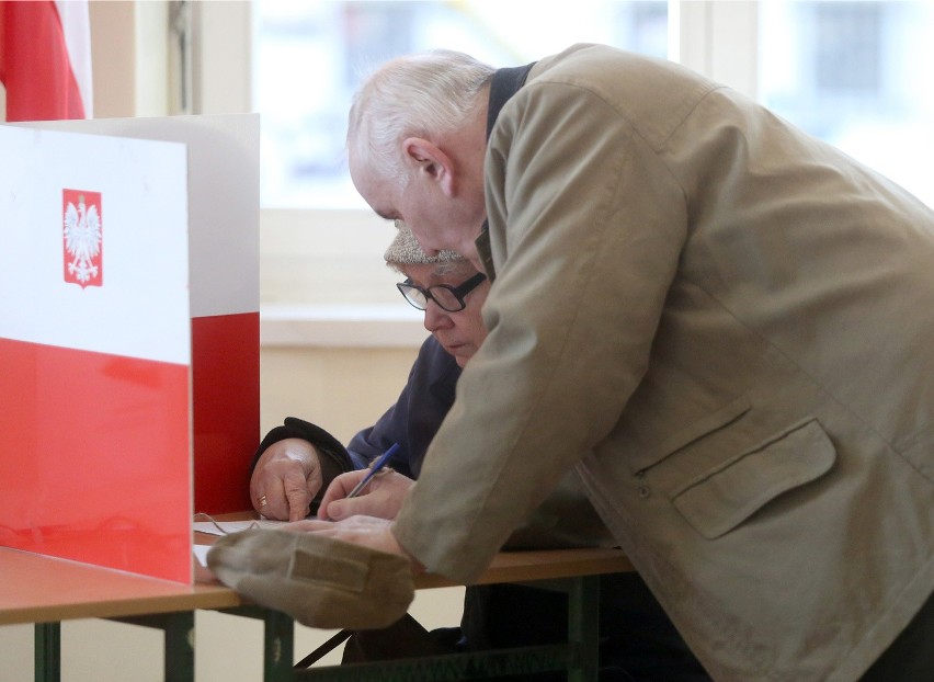 Liczenie głosów w ubiegłorocznych wyborach samorządowych...