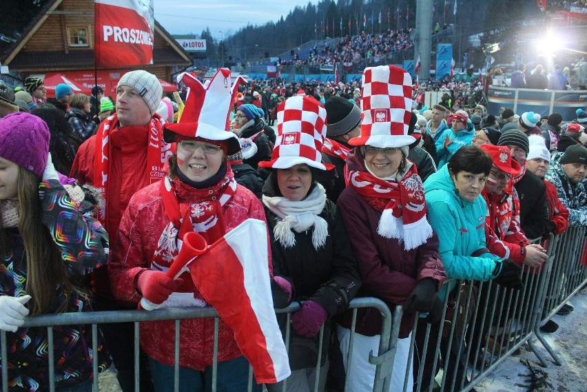 Puchar Świata w skokach w Wiśle: Tak kibicujemy w Wiśle na skoczni [ZDJĘCIA KIBICÓW]