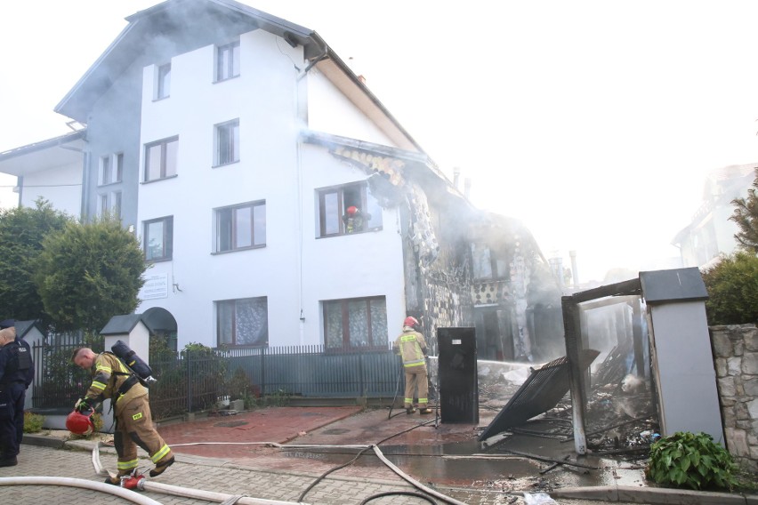 Pożar domu pomocy społecznej przy Tobruckiej w Kielcach. W...