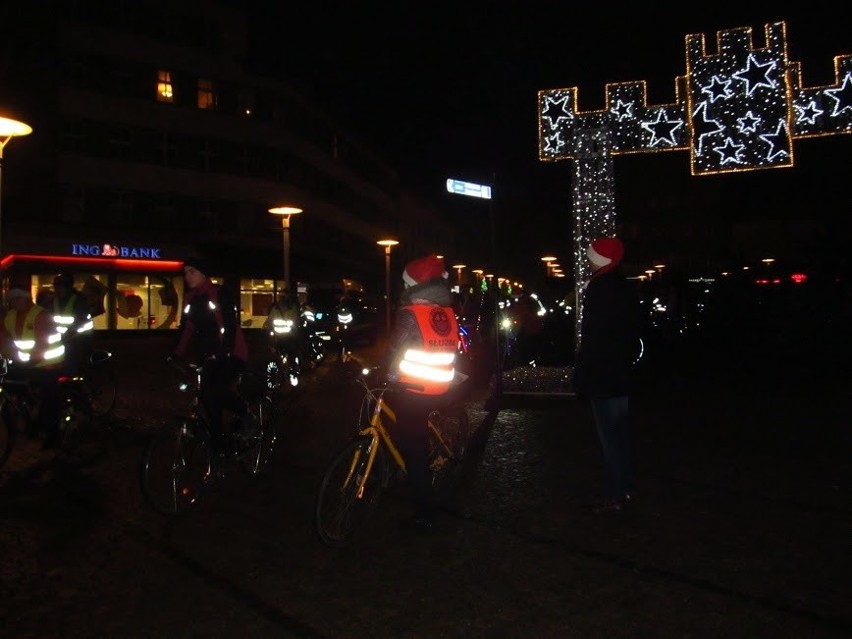 Mikołajkowa Masa Krytyczna odbyła się w Zabrzu, bo zimą na...