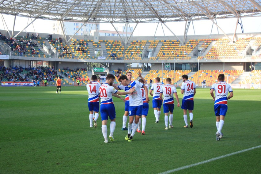 W niedzielę, 4 listopada na bielskim stadionie przy ul....