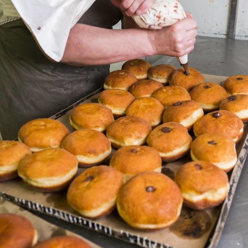 Tłusty Czwartek 2020: zobaczcie jak powstają pączki!