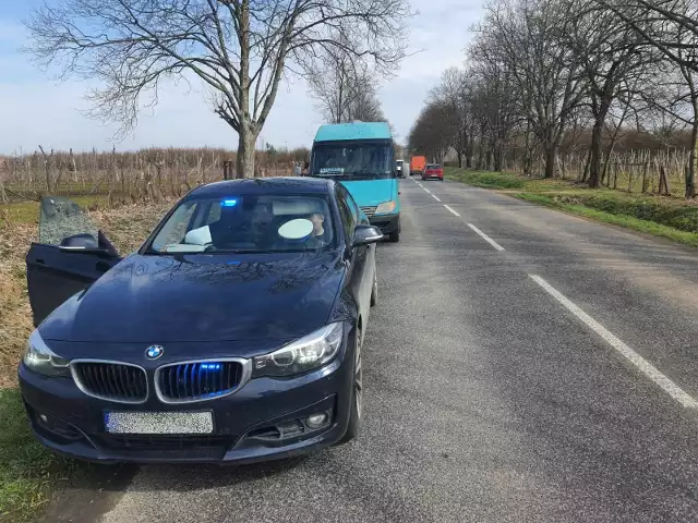 Kursowego busa relacji Busko-Katowice policjanci z drogówki zatrzymali do kontroli w Koniecmostach w gminie Wiślica.