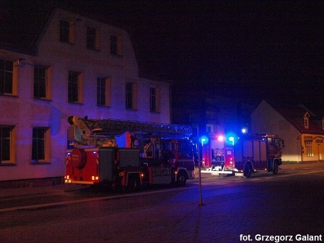 W sobotę około godz 23:30 doszło do pożaru w Karlinie.