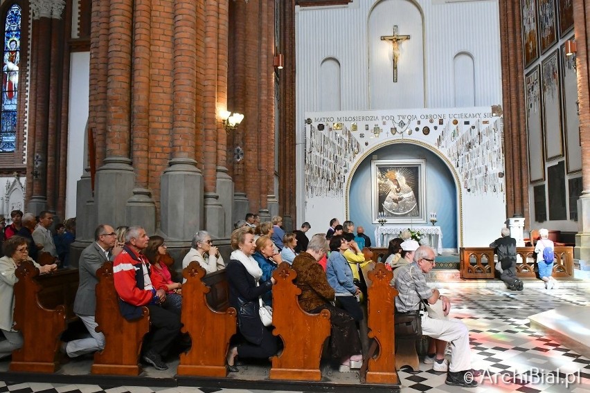 23. Archidiecezjalna Piesza Pielgrzymka Rodzin do Sanktuarium w Juchnowcu (zdjęcia)
