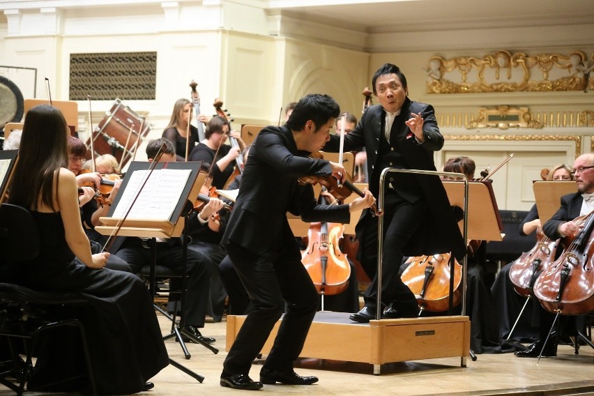Xiaoming Wang, Eiji Oue i Orkiestra Filharmonii Poznańskiej